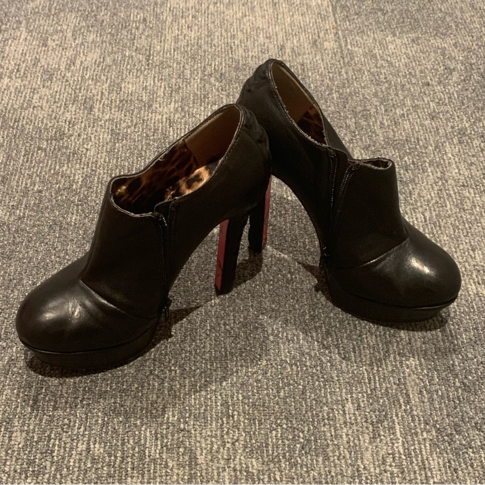 Vintage Betsey Johnson Elegant Black Women's Heels